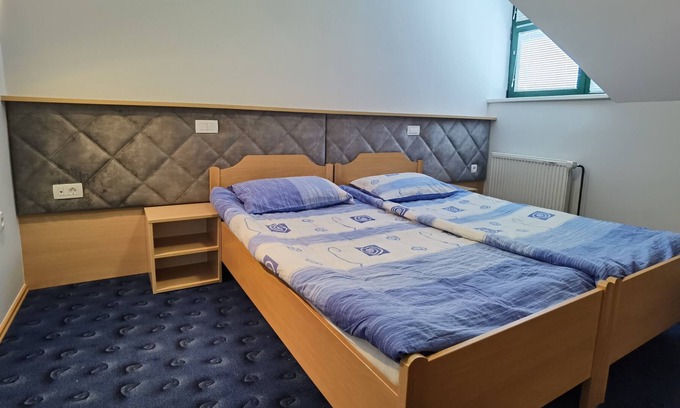 Gornji Grad House | Economy double or twin room 20