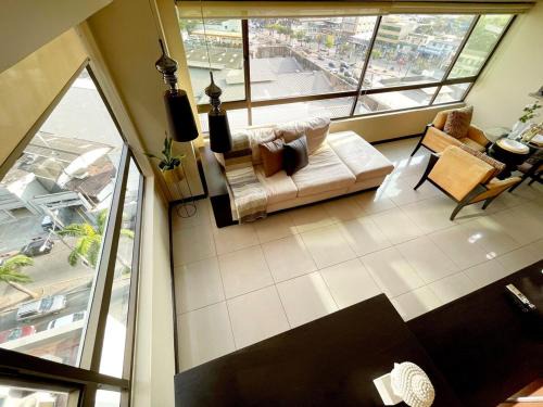 Simon Bolivar Apartment | Ecuabook OmniHospital Torre Sol 702