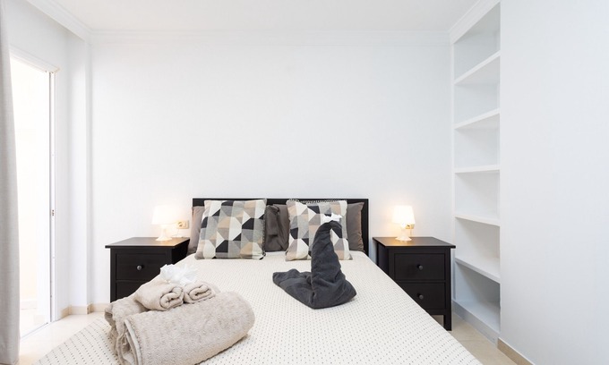 Adeje Apartment | EDÉN RENTALS Adeje Vacational Scape