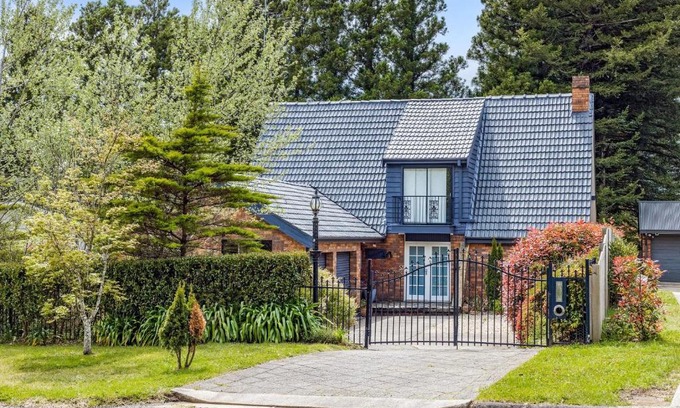 Leura House | Edelweiss Leura