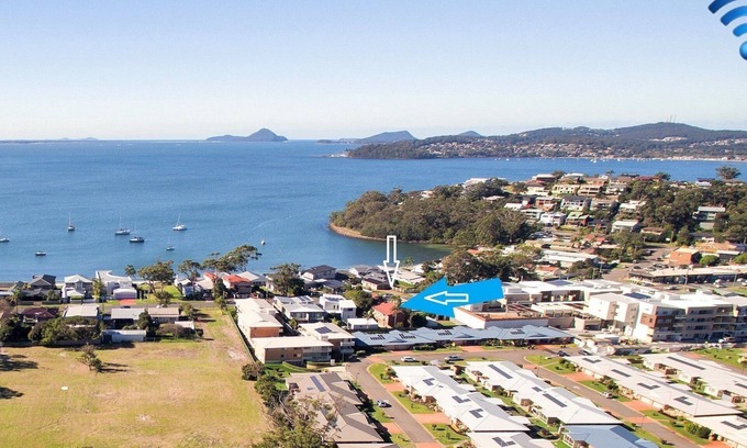 Soldiers Point House | Eden by the Bay – pet-friendly townhouse in Salamander Bay