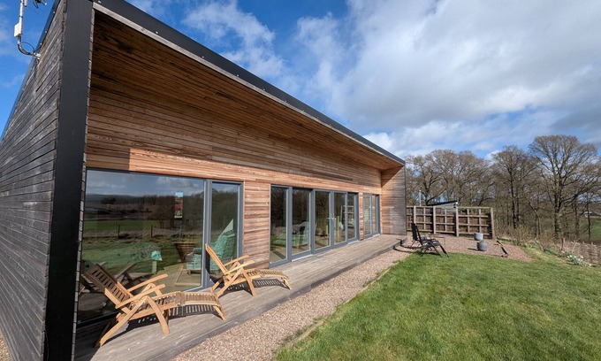 Kelso House | Eden Hideaway - Two Bedroom House, Sleeps 4