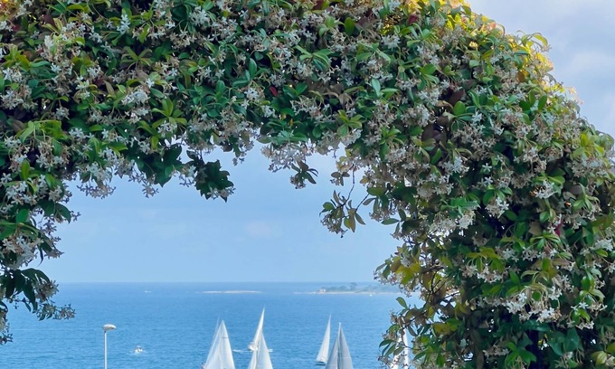 California - Pezou Villa | Eden Sea Cannes Stunning Sea Views Cozy Villa