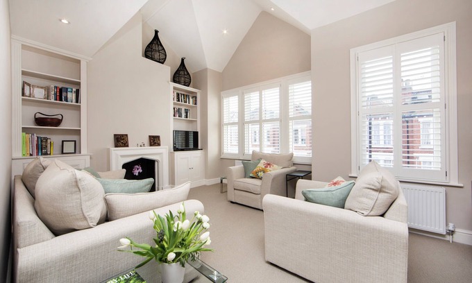Sands End Apartment | EDENVALE STREET, FULHAM - Stunning, 2 bed, 2 bath maisonette with roof terrace