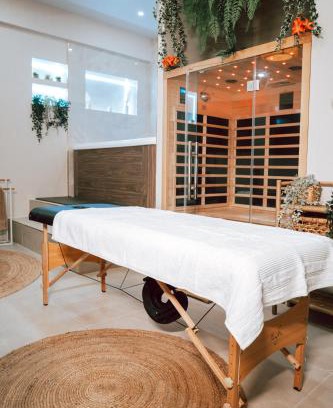 Rueil-Malmaison Apartment | Edera Spa