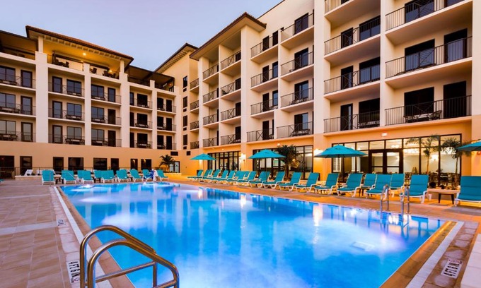 Clearwater Beach Hotel | Edge Hotel Clearwater Beach