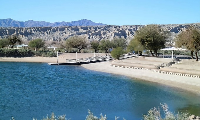 Laughlin Hotel | Edgewater Casino Resort, 3 x Santa Fe Queen Non Smoking Room, Free Parking