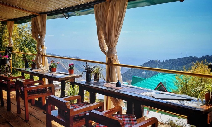 Dharamshala Hotel | EDM Hostel
