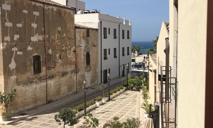 Castellammare del Golfo House | Egesta
