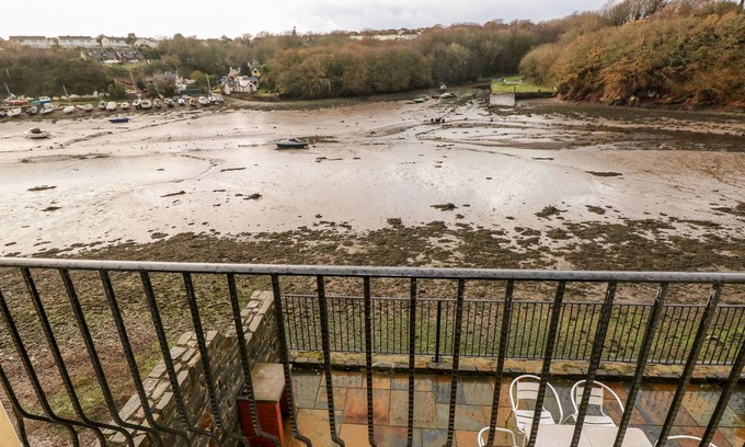 Milford Haven Cottage | Egret