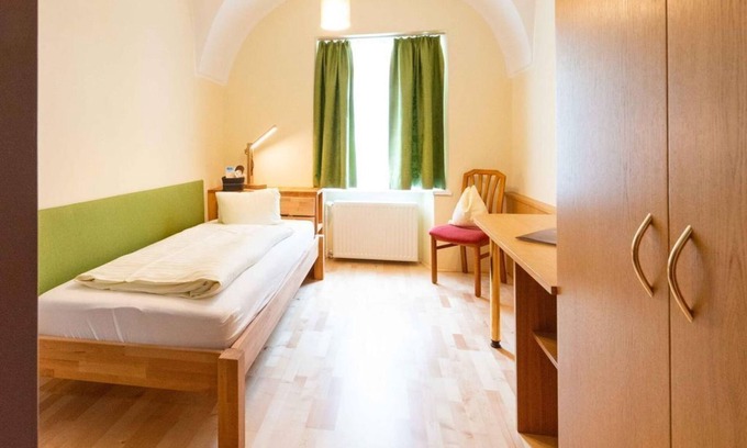 Obervellach House | Einbettzimmer - Halbpension - Landhotel Pacher