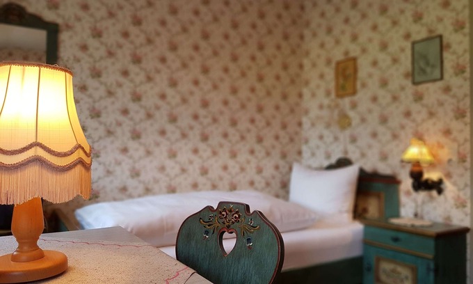 Prag Apartment | Einzelzimmer mit Dusche und WC