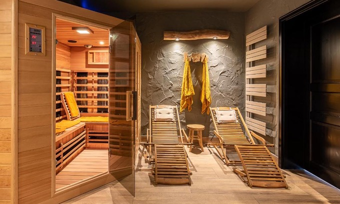 Neuheilenbach Apartment | Einzigartige Traumwohnung mit Whirlpool & Sauna bietet Luxus und Erholung