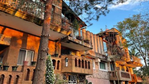 Santa Fe de la Laguna Hotel | El Campirano Restaurante & Hotel