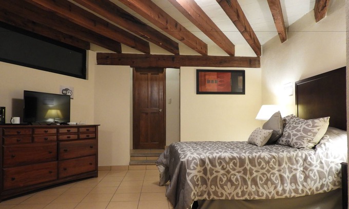 Guanajuato Apartment | El encanto de Valenciana Studio & garage