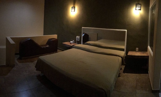 La Garita Hotel | El Fuerte Motel