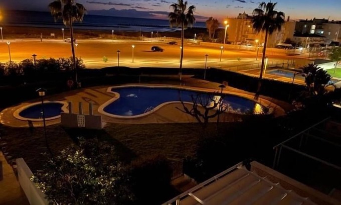 Cubelles Apartment | EL Mar de Cubelles, primera linea de mar