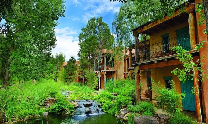 Taos Hotel | El Monte Sagrado Living Resort & Spa