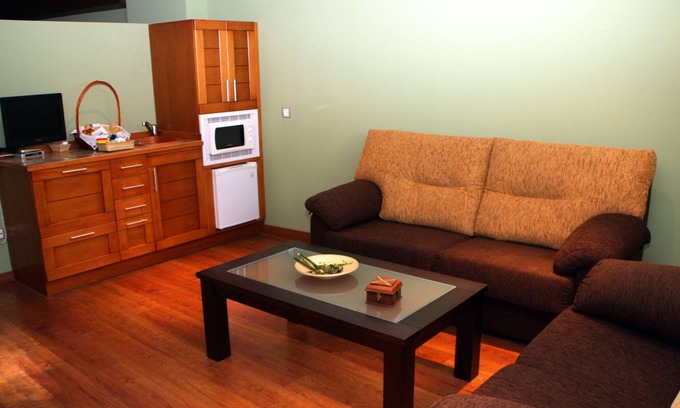 Campo de Criptana Apartment | EL YELMO DE MAMBRINO HOUSE - SOLANO (Maximum 2 adults + 2 children)