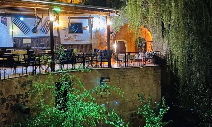 Ayvali Bed & Breakfast | Ela cave house