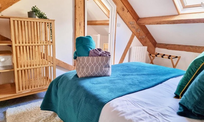 Dolgellau Apartment | Eldon Row - Stylish Character Apartments - Central Location 1 & 2 bed available