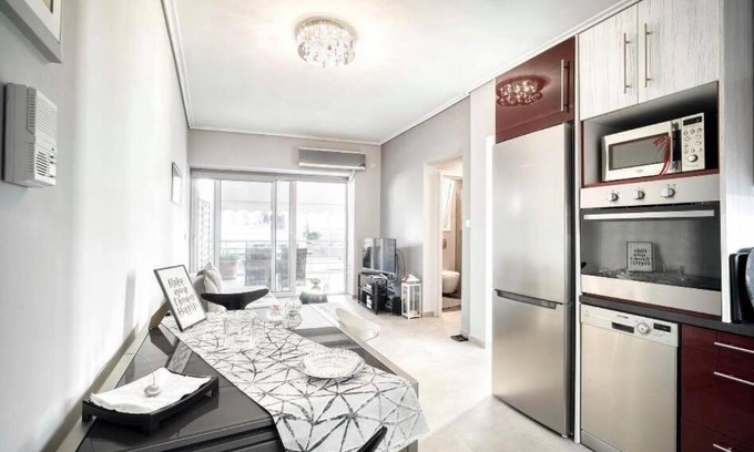 Neos Kosmos Apartment | Elea Athens Apartment