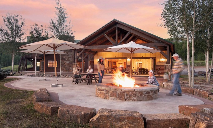 Paonia Cabin | Electric Mountain Lodge: Remodeled/Views/Restaurant/Bar/Events/Snowmobiles | 1