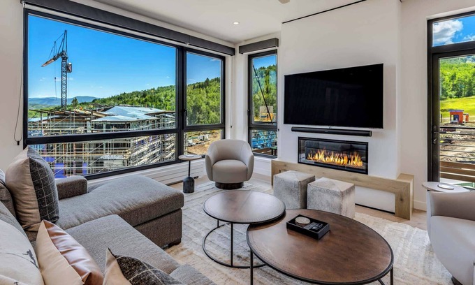 Snowmass Village Cabin | Electric Pass Lodge 508