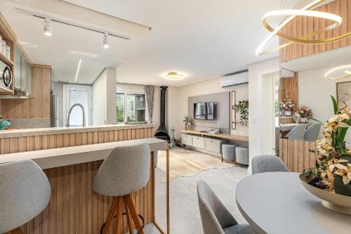Vila Suzana Apartment | Elegância e Conforto em Canela by Achei