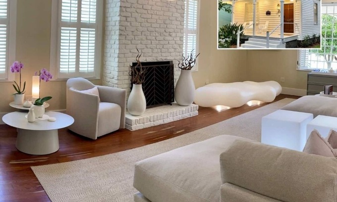 Seville Historic District Cottage | Elegance & Charm: 27 Steps to Old Christ Church