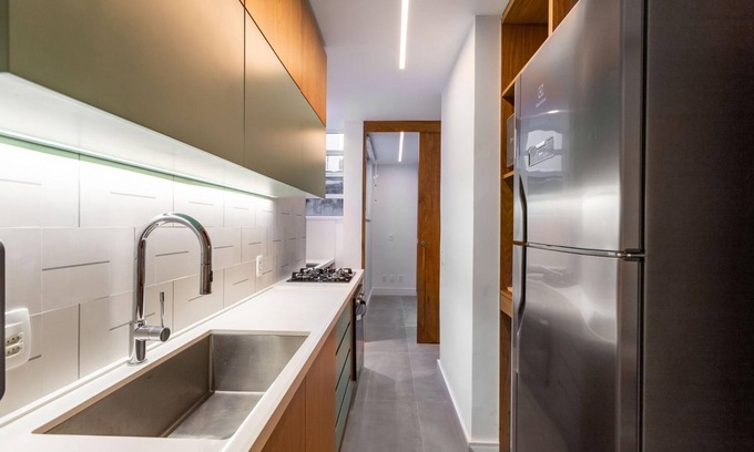 Ipanema Apartment | Elegance in Ipanema Ideal for Families R201 Z1