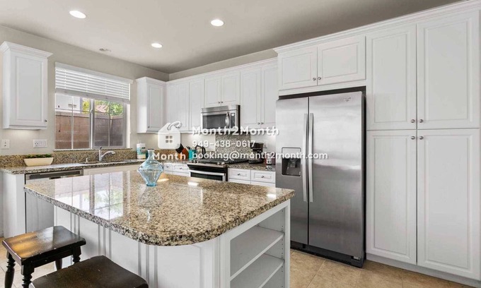 Portola Springs House | Elegancy Acme on Bright Poppy #2943