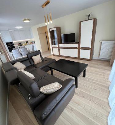 Centrum Apartment | Elegant 2 Bed Apartment free Garage