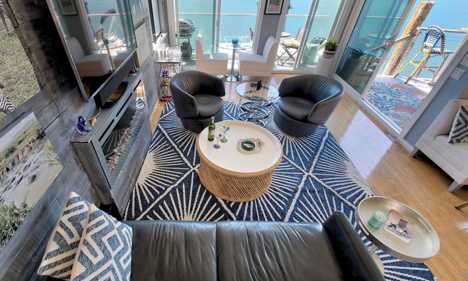 Marin City Boat Rental | Elegant 3-bedroom 3 Bath Floating Home in deep water with amazing bay views!