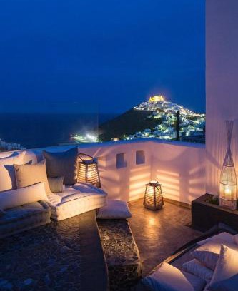 Astypalaia Villa | Elegant Astypalaia Villa Villa Ble Air Conditioning Hot Tub 2 Bedrooms Chora