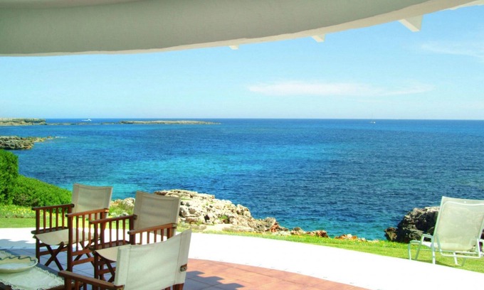 Binisafua Villa | Elegant Beachfront Menorca Villa | Villa La Luz | 3 Bedrooms | Spectacular Sea.