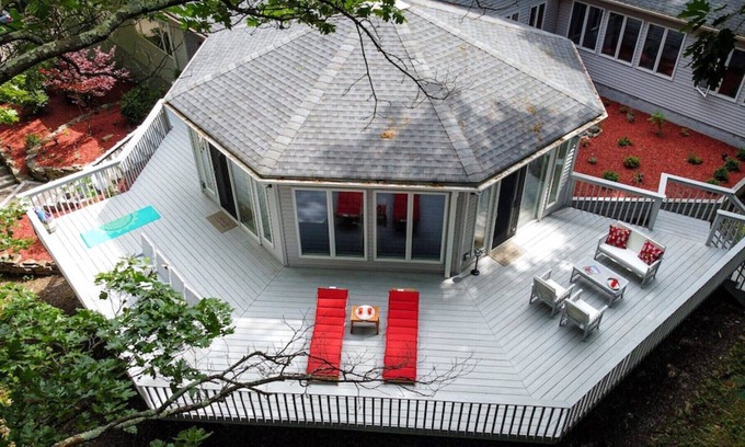 East Stroudsburg Villa | Elegant designer decorated house in Poconos