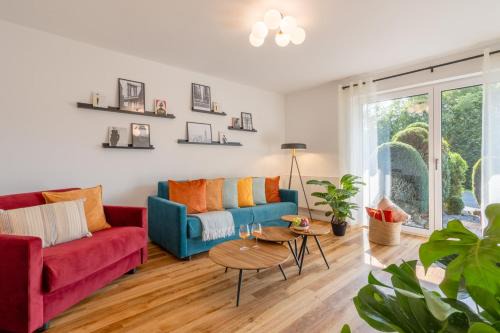 Daun Apartment | Elegant Eifel Studio I Hiking I Kitchen I Terrace