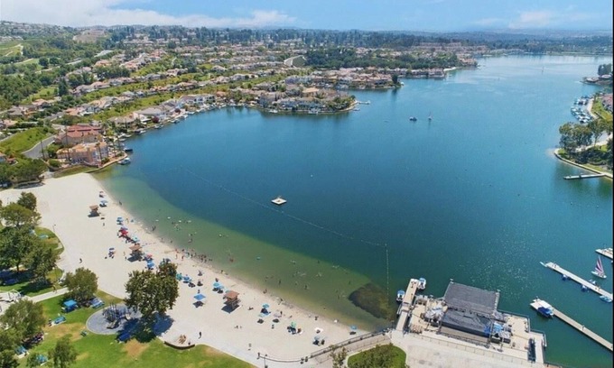 Mission Viejo House | Elegant Home near the Lake
