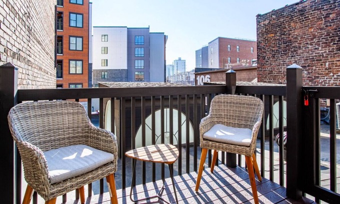 Old City Apartment | Elegant Old City Loft - Downtown