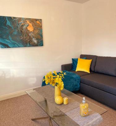 Oxford Apartment | Elegant Serviced Apartment with Parking in Oxford