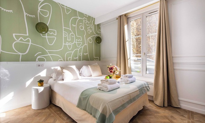 Quartier de Rochechouart Apartment | Elegant Studio - 1br/2p - Pigalle/sacre-coeur