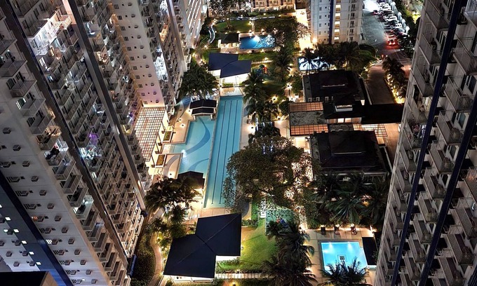 Santo Cristo Apartment | Elegant Studio @ Grass Residences 1-5 persons only, Quezon City