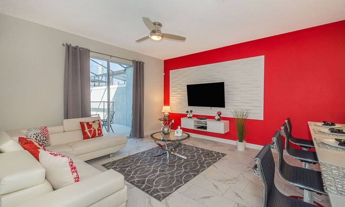 Kissimmee Ski Chalet | Elegant Townhouse 4Beds/4Baths/Pool/18 Min Disney