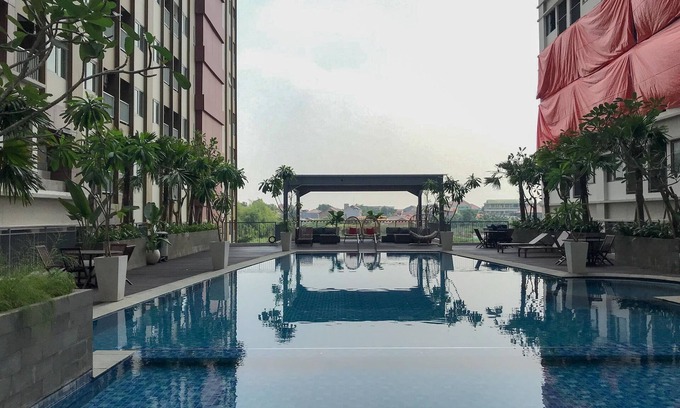 Duren Sawit Apartment | Elegant Wide View Studio Apartment at LRT City Jatibening