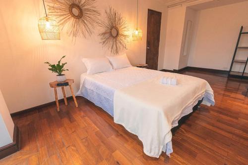 Astorga Apartment | Elegante habitación baño compartido en Poblado -A7