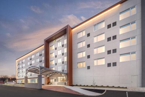 Ashley Oaks Hotel | Element Knoxville West