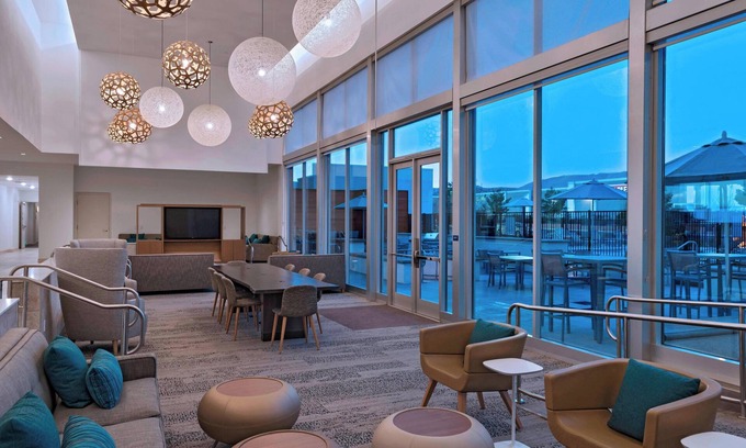 Palmdale Hotel | Element Palmdale