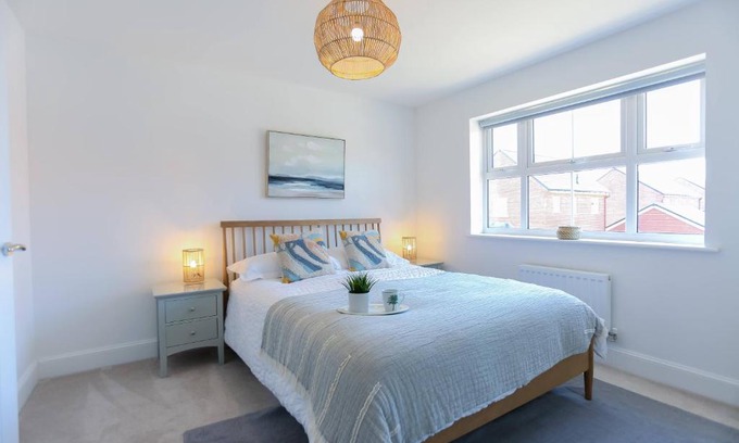 Wittering House | 'Elements' 3 bed home in Bracklesham Bay