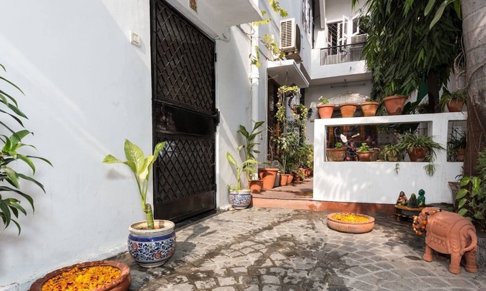 Nizamuddin East Bed & Breakfast | Eleven